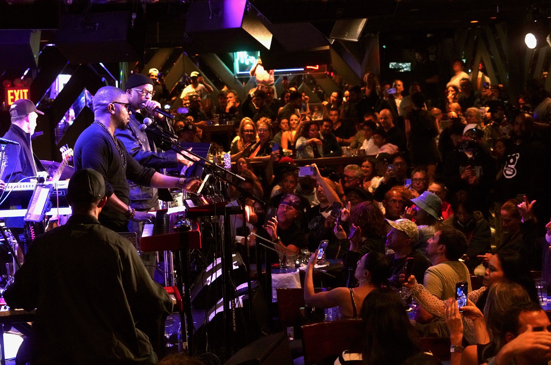 Chris Rob Live Performance